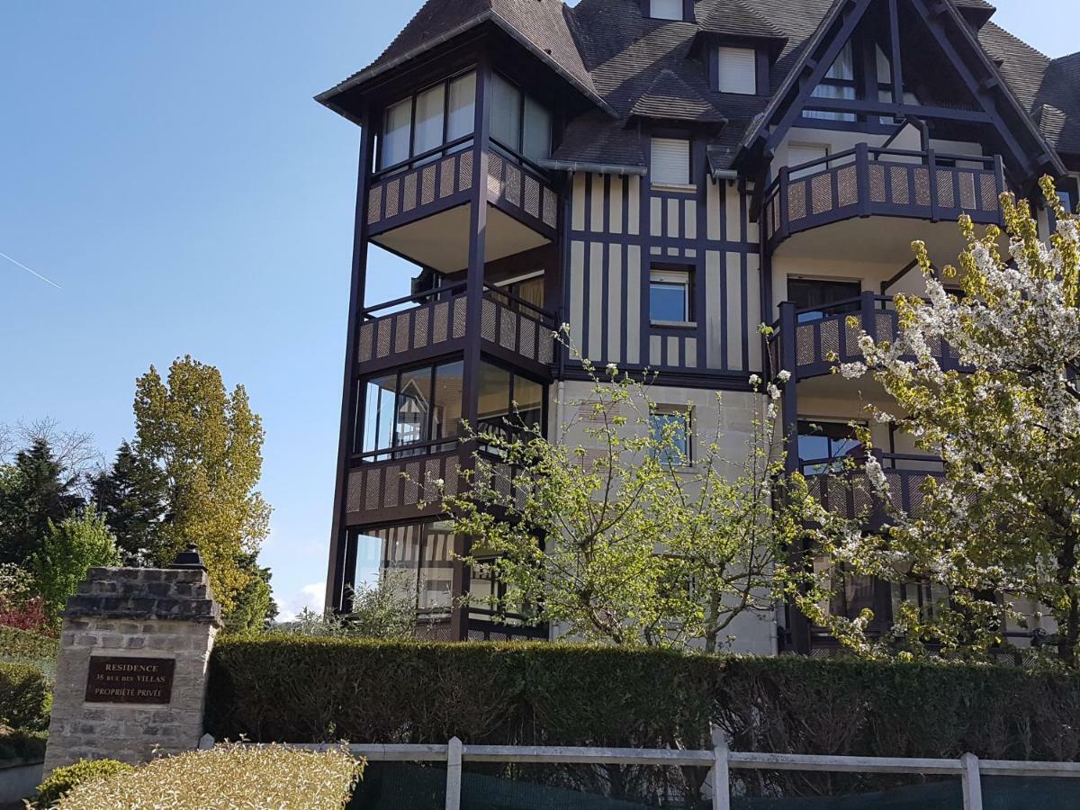 Appartement Residence Le Fairway Deauville Eksteriør billede